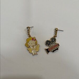 Vintage Momoberry hello kitty Gold and Black Movie Theme Earrings